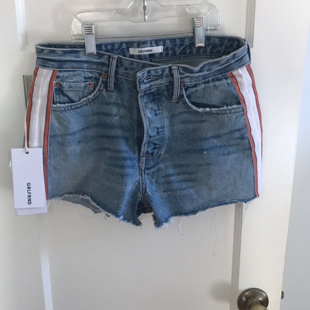 Cindy high waist shorts by GRLFRND